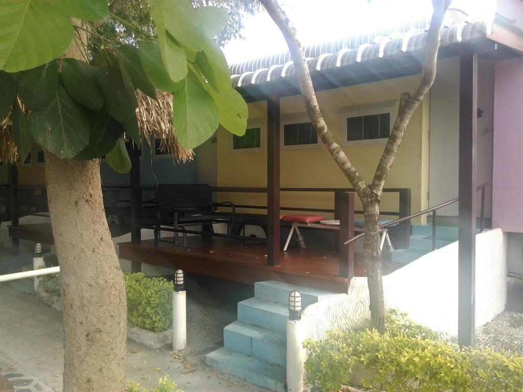 Phloenlom Chomdao Hotel Ban Kha Exterior foto